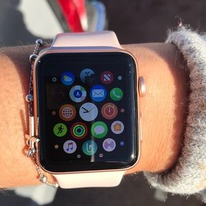 gold iwatch series 3
